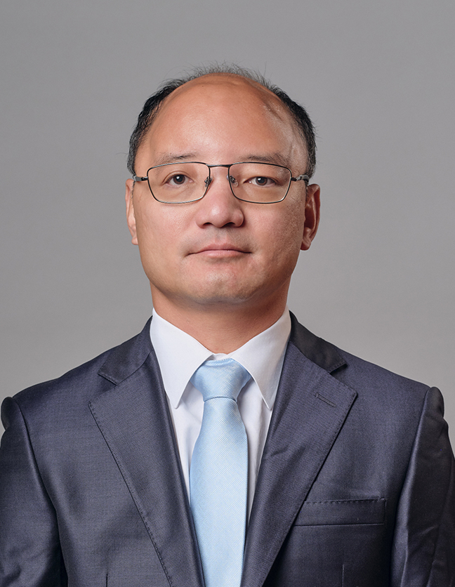 A photo of Hyeong-Tak Lee