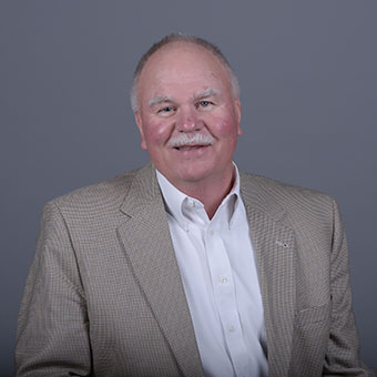 Photo of Rev. Dr. Dennis N. Voskuil