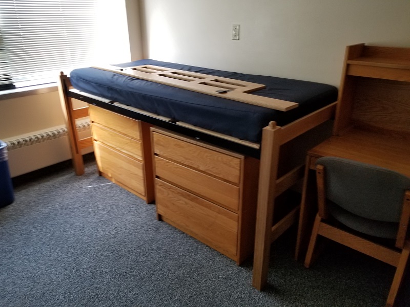 Single Frame Set Loft Short loft to store dressers