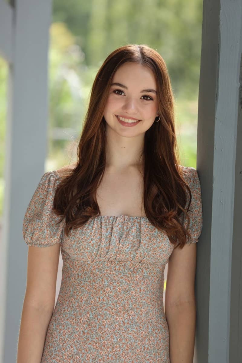 Portrait of Elena Robinson